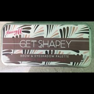 barry M eyebrow palette